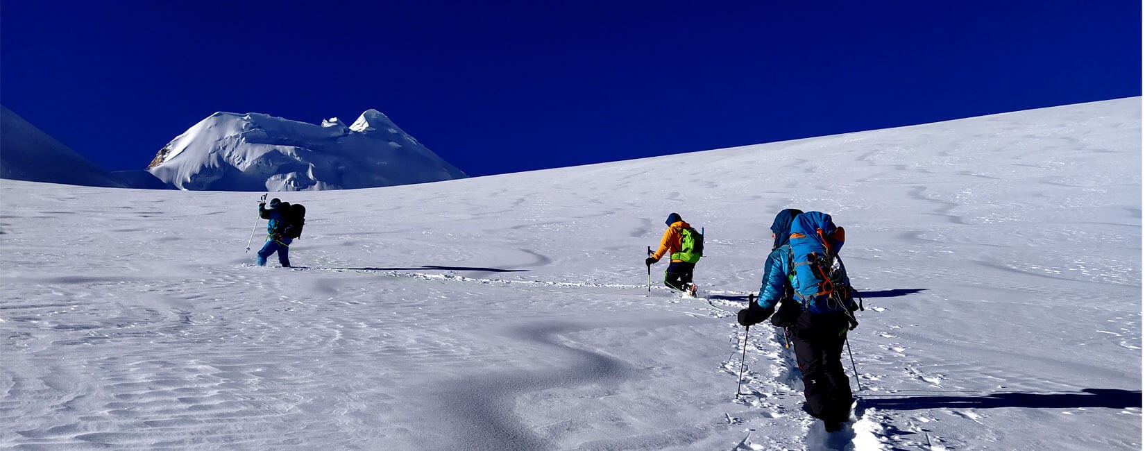 Saribung Peak Climbing