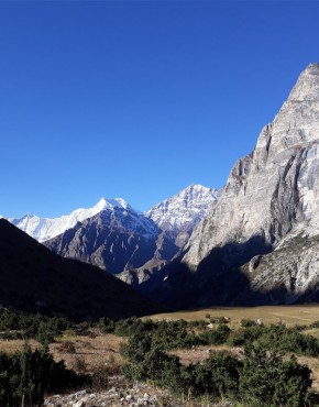 Nar Phu Valley Trek