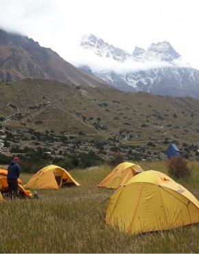 Nar Phu Valley Trek