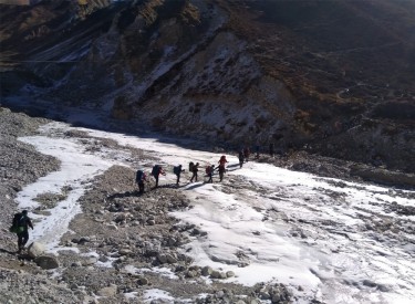 Yala peak climbing